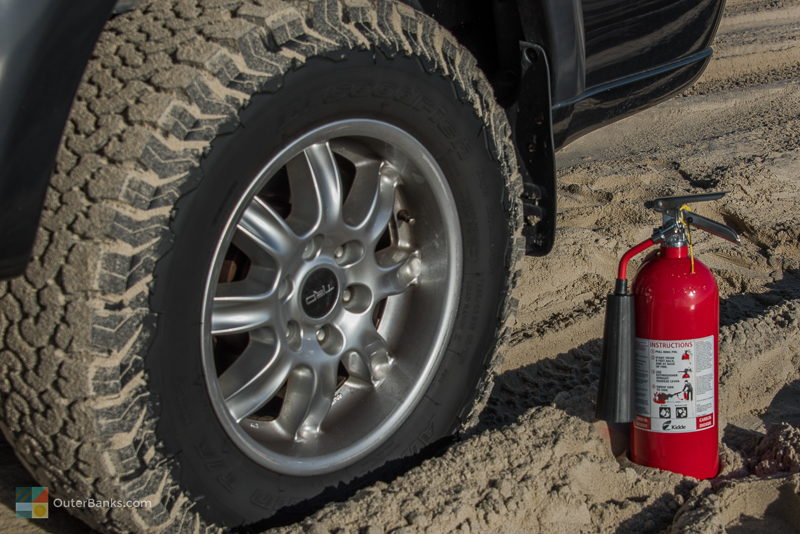 4x4 Beach Driving Gear - Fire extinguisher