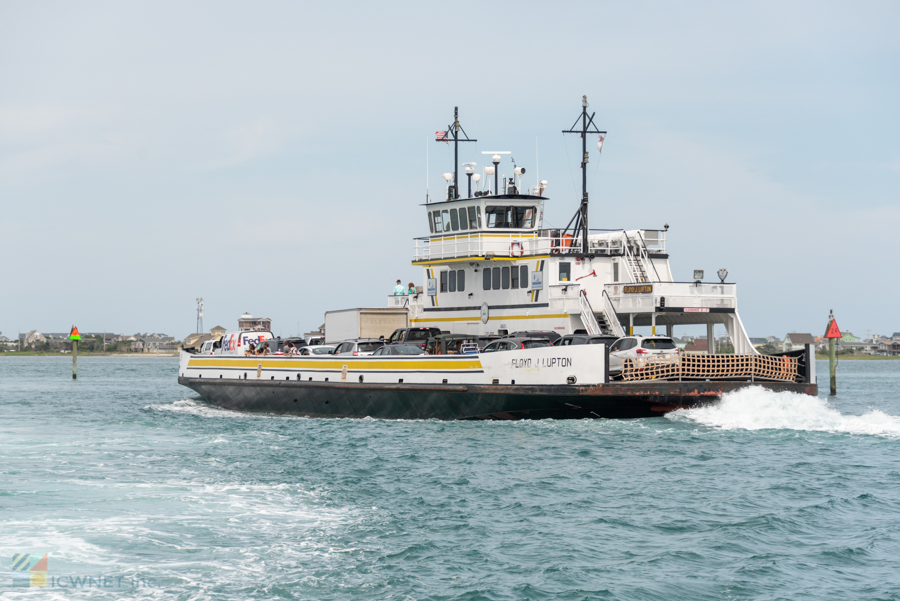 Hatteras-Ocracoke ferry coming and going