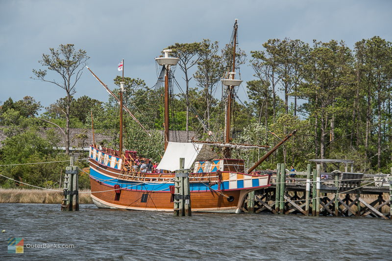 Elizabeth II in Shallowbag Bay