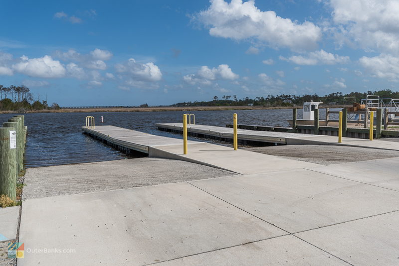 Public dock in Croatan Sound