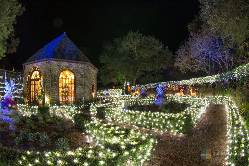 Winter Lights At Elizabethan Gardens Outerbanks Com