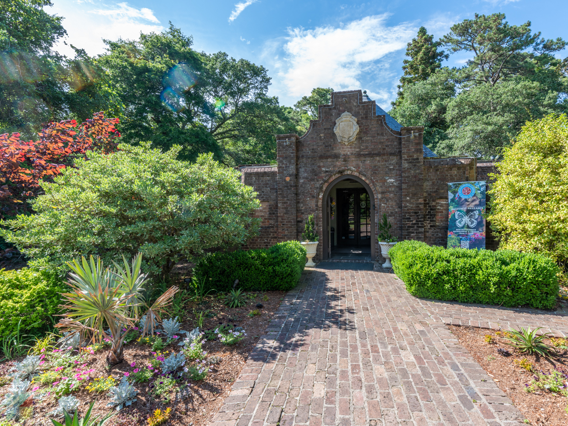 Elizabethan Gardens