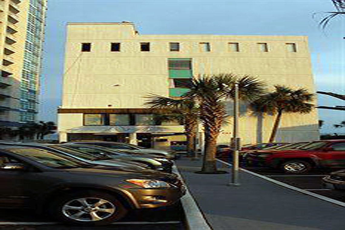ocean waves hotel
