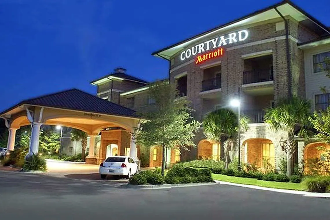 Courtyard Charleston Mt Pleasant