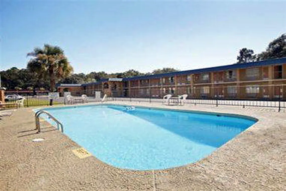 Super 8 Port Royal / Beaufort