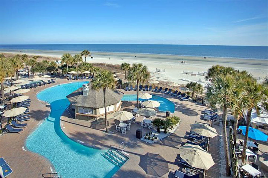 The Beach House Holiday Inn Resort - OuterBanks.com