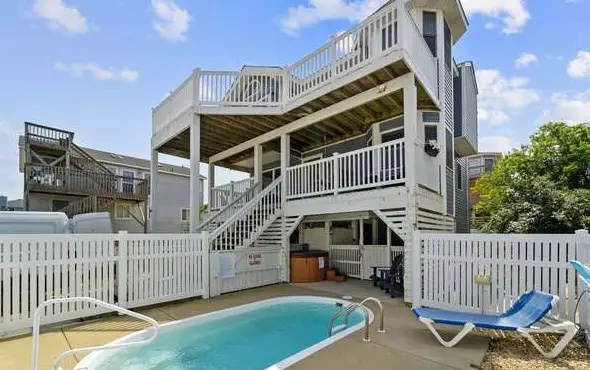1890 - The Beach House