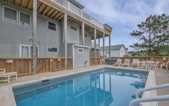 3945 - Sea Lodge II