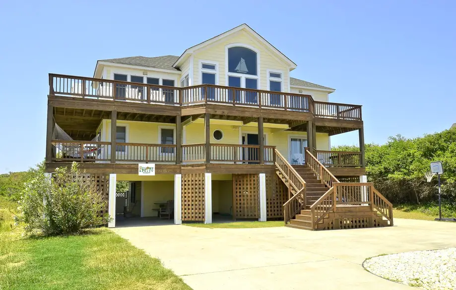 4668 - 85 Ocean Blvd