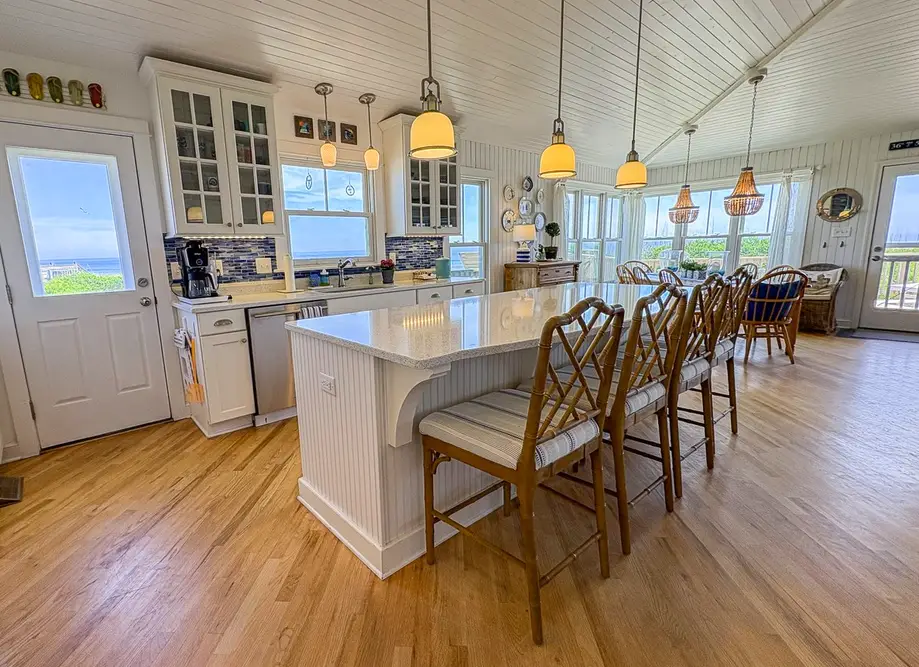 CURRIER COTTAGE