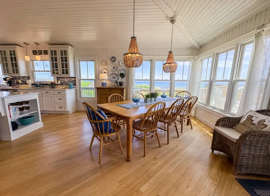 CURRIER COTTAGE