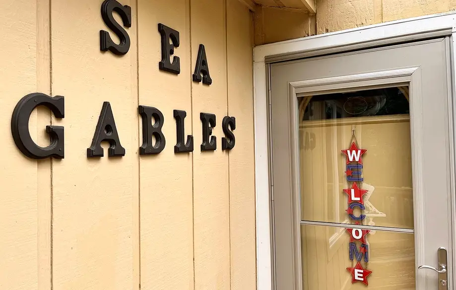 SEA GABLES