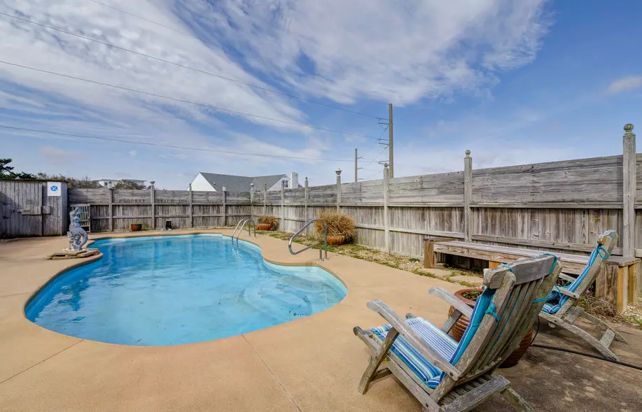 5714 - Whalebone Villa