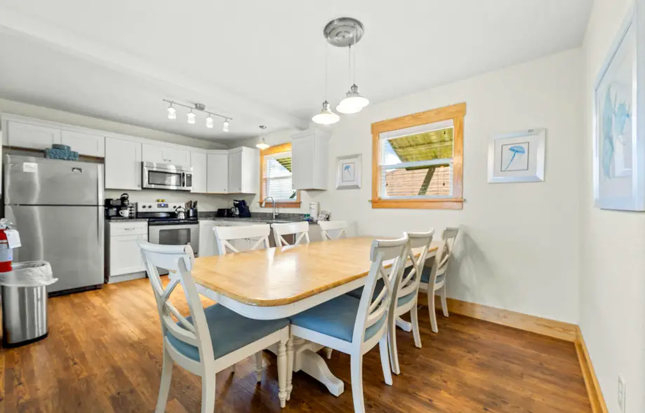 WBE Whalebone Oceanside 4 Bedroom Cottage E
