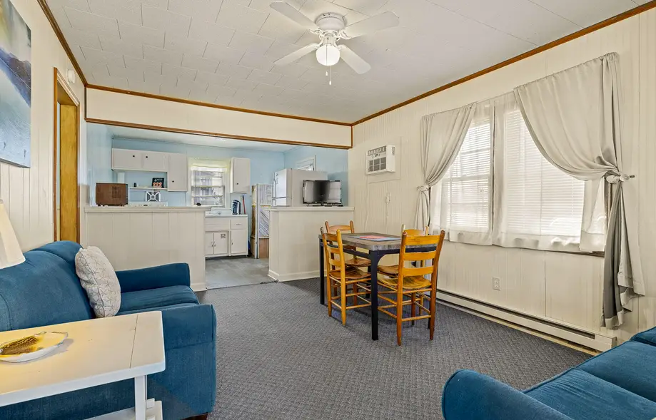 OC4 The Bosun's Cottage at Oceanside Court