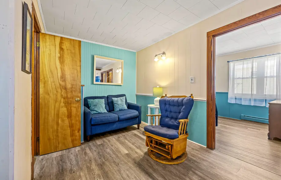 OC7 The Helmsman's Cottage at Oceanside Court