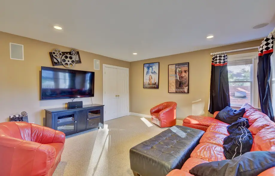 rental image 8