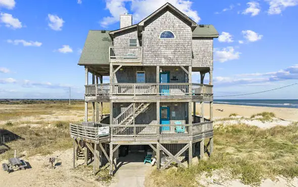 7014 - Sandcastle by the Sea