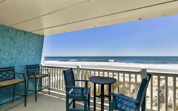 5745 - Whalebone Pierview