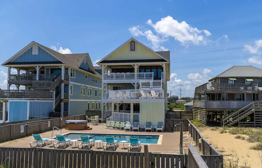 K7016 Caribbean Jewel 16 Bedroom Oceanfront Home