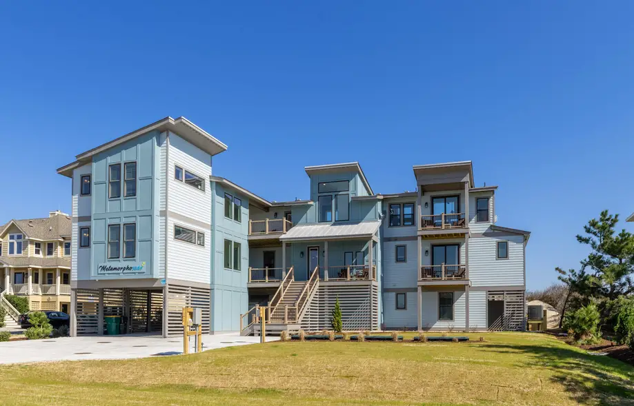 K9047 Metamorphoseas 12 Bedroom Home in Whalehead
