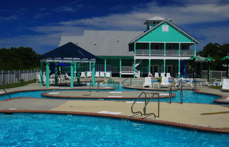 K0207 Good Vibes at Cambridge Cove