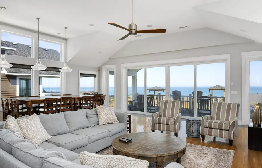 K8036 Queen Elizabeth 8 Bedroom Oceanfront Home