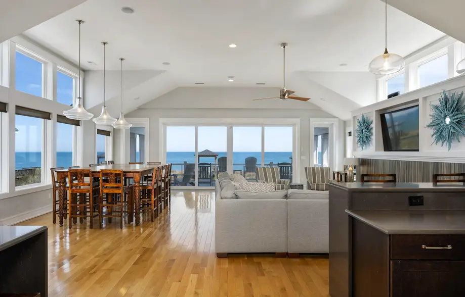 K8036 Queen Elizabeth 8 Bedroom Oceanfront Home