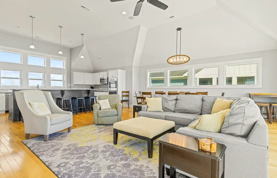 K6400 Surfside Retreat Oceanfront 7 Bedroom Home