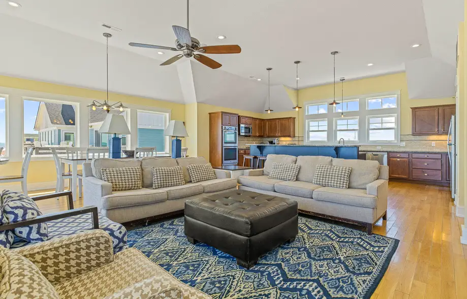 K6401 Hatteras Retreat Oceanfront 7 Bedroom Home