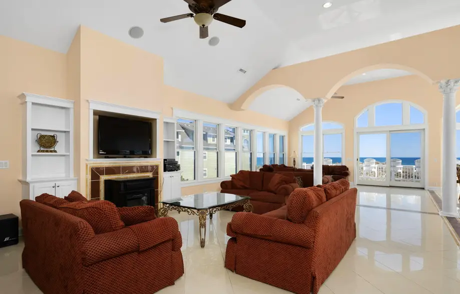 K7024 Royal Palace 12 Bedroom Oceanfront Home