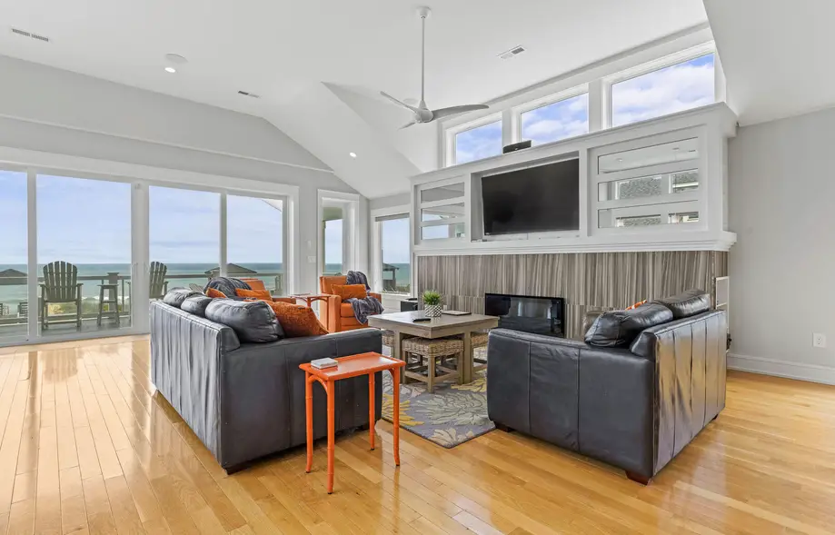 K8024 Eleanor Dare 8 Bedroom Oceanfront Home