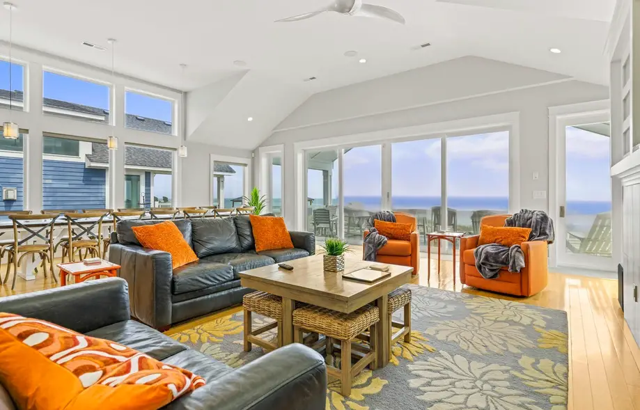 K8024 Eleanor Dare 8 Bedroom Oceanfront Home