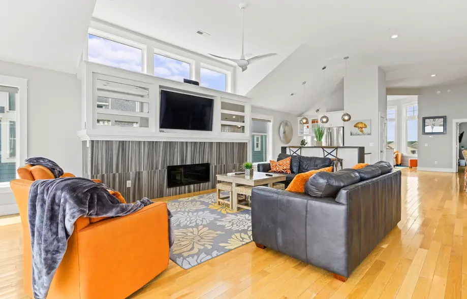 K8024 Eleanor Dare 8 Bedroom Oceanfront Home