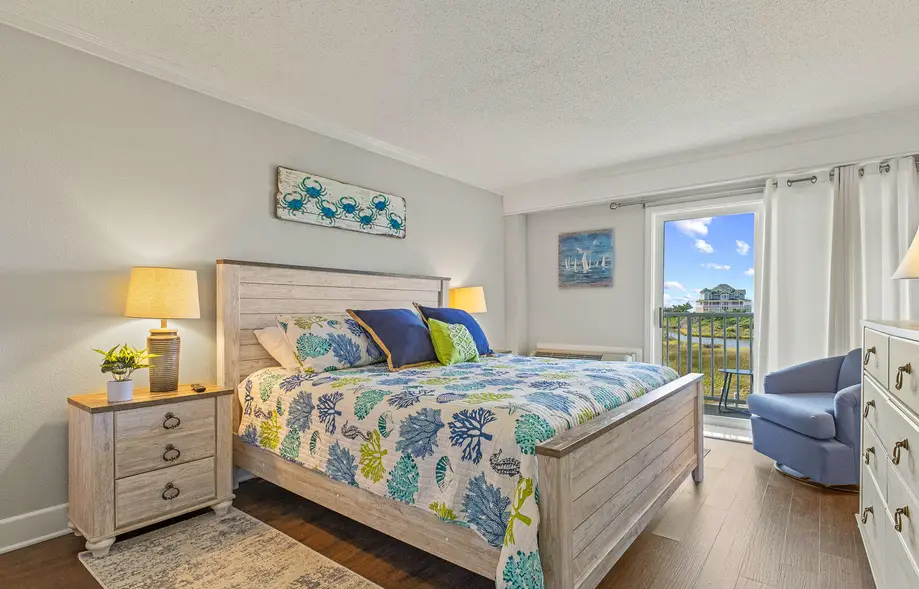 VH220 Breezy Livin at Villas of Hatteras Landing