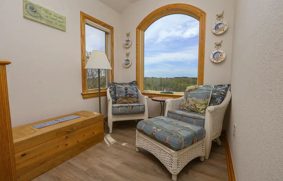 DUCKAWAY HOME