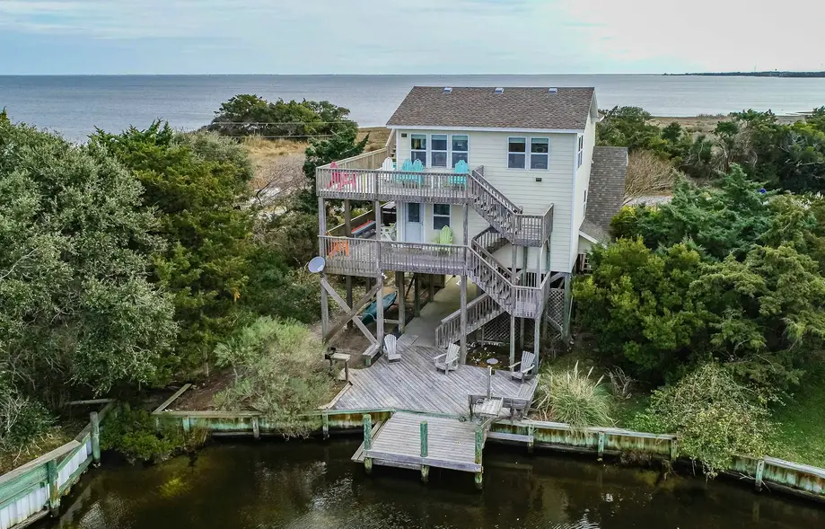 Horizon House 405