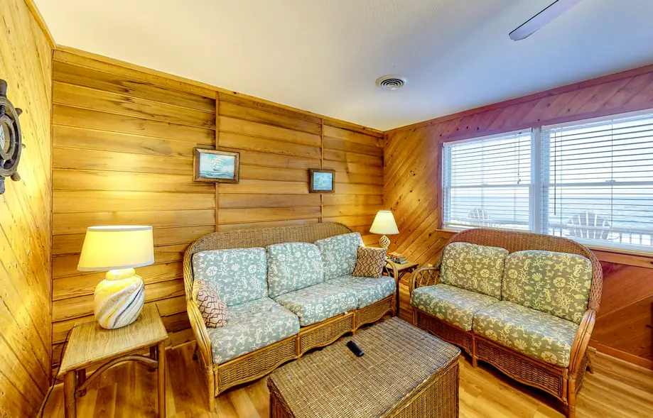 The Sea Salt Cottage at Geri's Place NH304