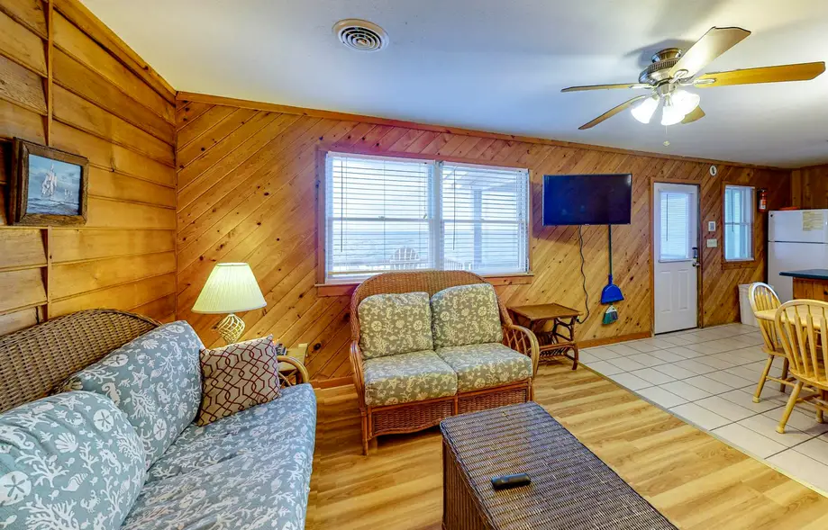 The Sea Salt Cottage at Geri's Place NH304