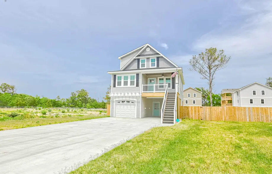 Beachy Dunes OBX KDH128