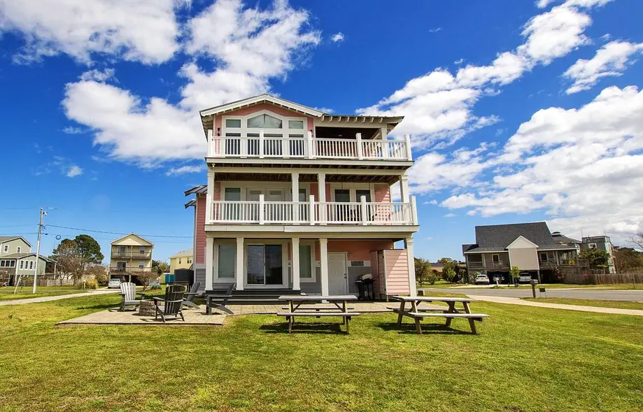 Warren's Sound Retreat