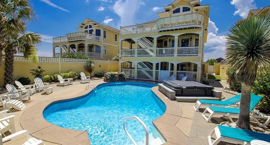 Grand Luxxe - 11 BR Vacation rental home in Kill Devil Hills, NC