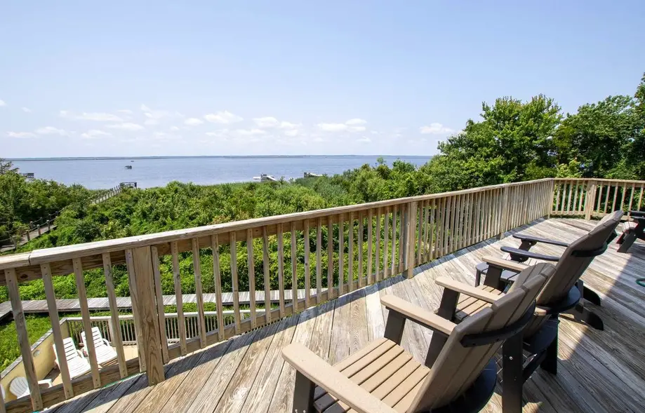 Loggerhead Lagoon