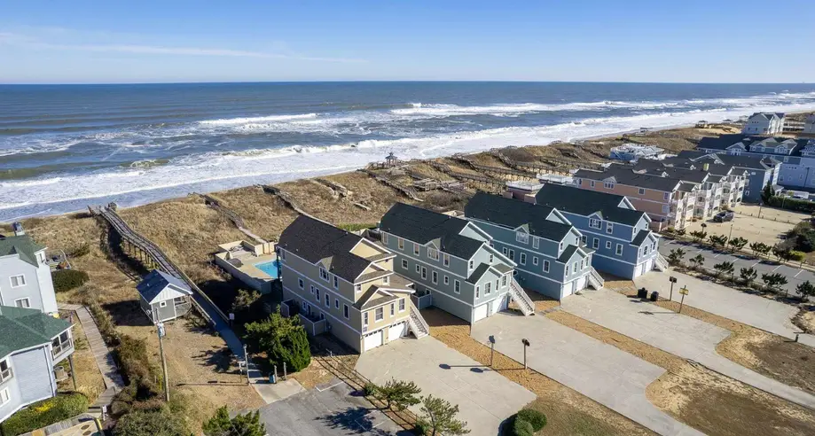 K7103 Sandbox 8 Bedroom Home in Kitty Hawk Shores