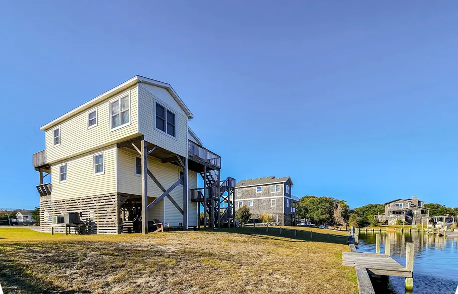 Dockside Landing