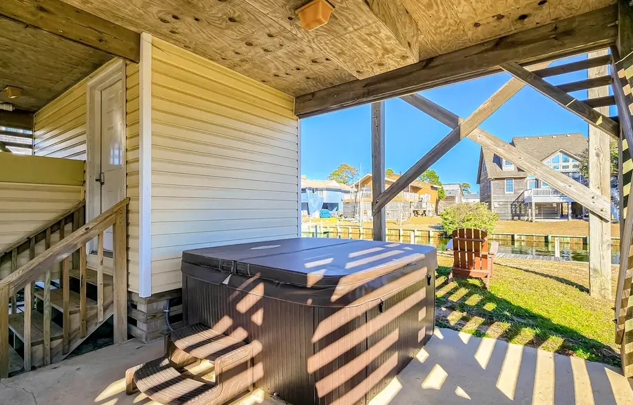 Dockside Landing