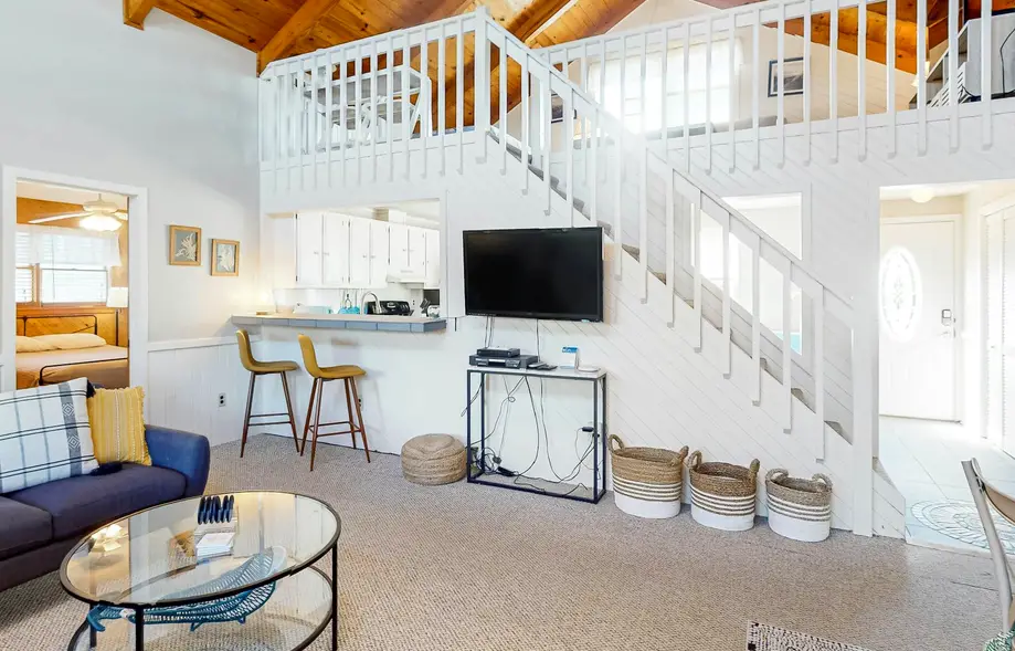 Piper's Nest AV927
