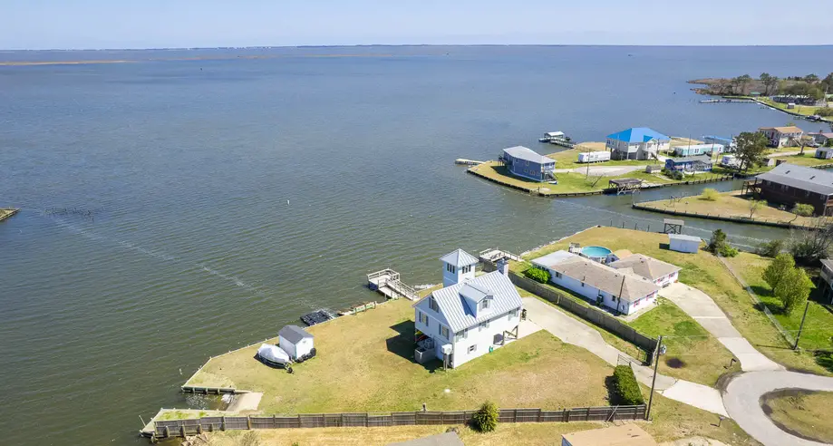 K9409 Ohana 3 Bedroom Home in Walnut Island