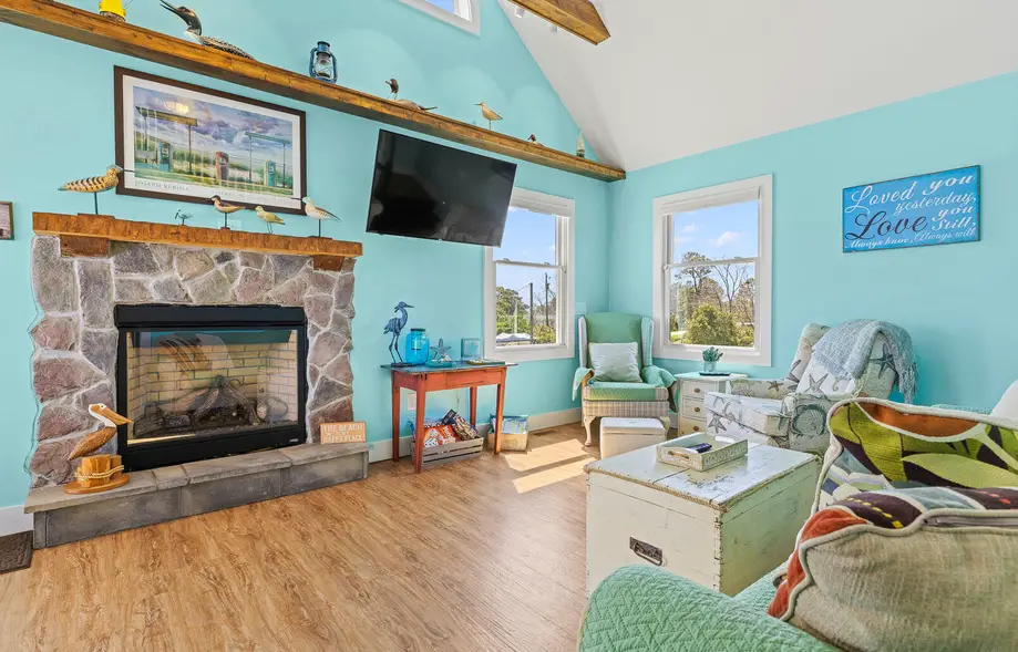 K9409 Ohana 3 Bedroom Home in Walnut Island