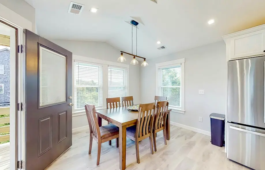 rental image 7